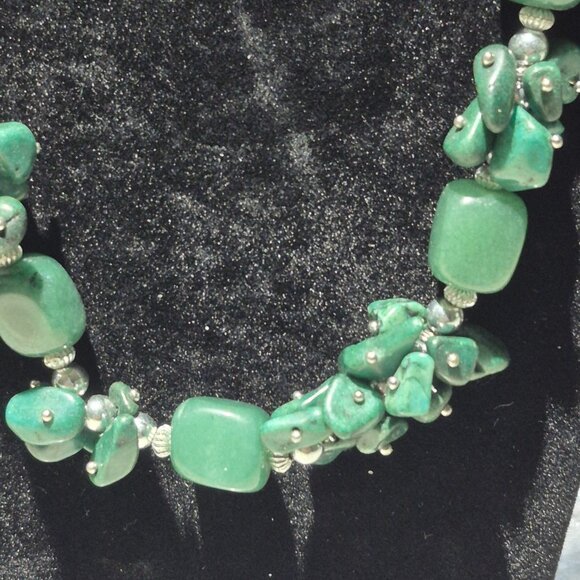 Pair costume Necklaces ~  Green stone & Gold daggers [2] - Picture 2 of 5